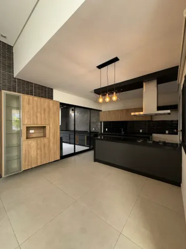 Casa a venda com área gourmet aconchegante, Salto/-SP