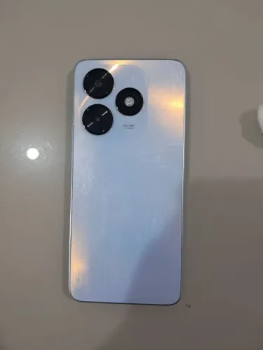vende-se celular usado (em perfeito estado) da marca tecno spark 20