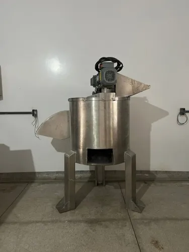 * Descascador Industrial de Batata e Legumes Inox