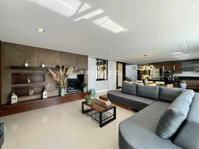 Casa em Condomínio para aluguel, 5 quartos, 5 suítes, 3 vagas, Quebra Frascos - Teresópoli