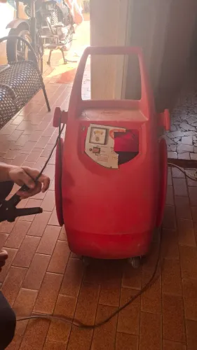 Carregador de Baterias Automotivo Profissional com Auxiliar de Partida