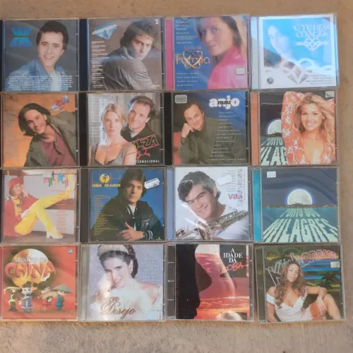 35 cds de novelas (+4 de "brinde",com defeito veja descrição) Globo e Band