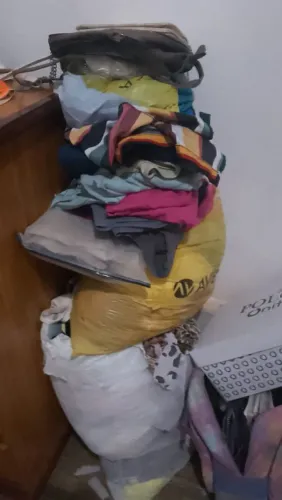 Roupas para bazar, novas e seme novas, infantil e adultos, homens e mulheres