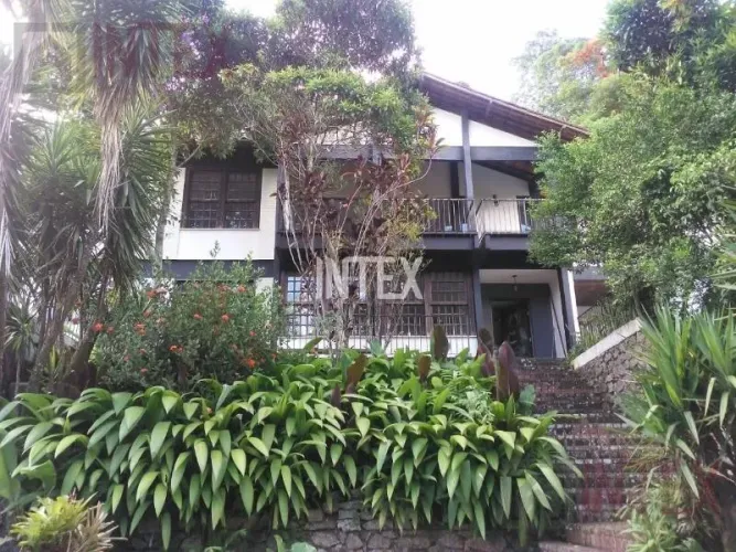 CASA RESIDENCIAL em Niterói - Rio de Janeiro, Mata Paca
