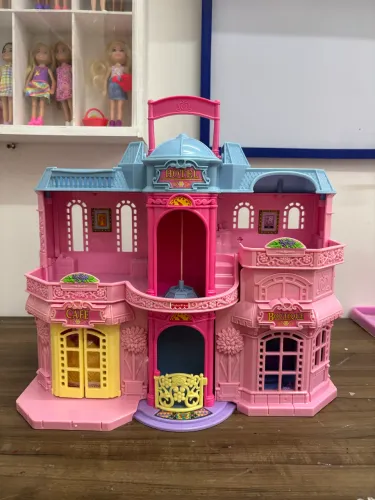 Casinha hotel barbie, polly anos 2000