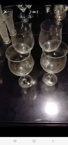 Taças de vinho boca larga