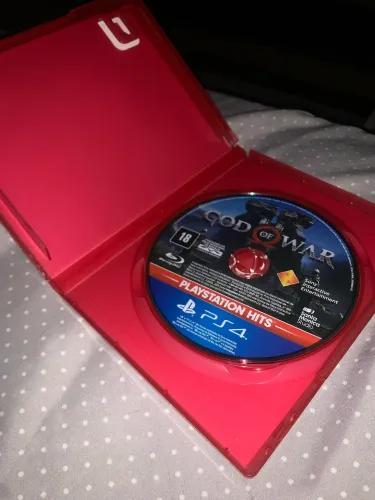 Jogos de play 4 god of war e mortal kombatx 