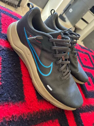 Nike Downshifter 12