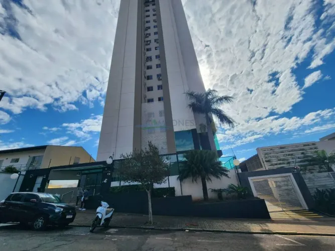 Apartamento com 2 dormitórios para alugar, 60 m² por R$ 2.500,00/mês - Centro - Londrina/P