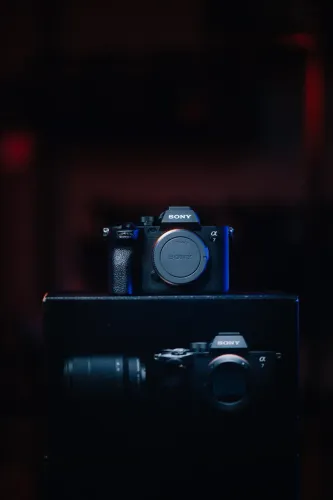 SONY A7iv com caixa e bateria original + Cage + top handle + side handle