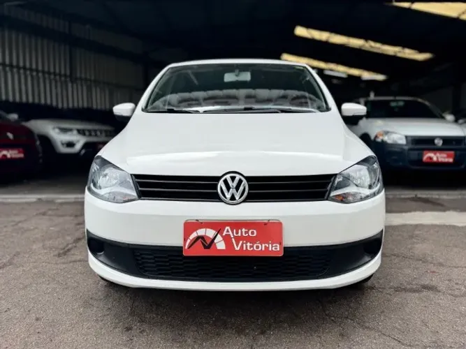 Volkswagen Fox 1.6 MI Total Flex 8V 5P 2013