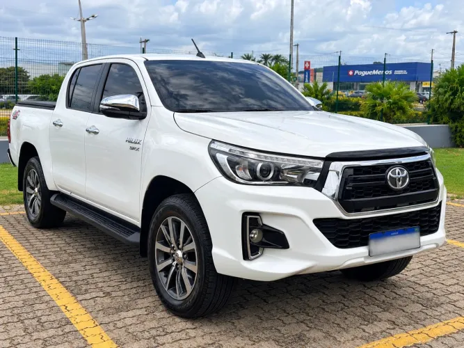 Toyota Hilux CD SRV 4X4 2.8 TDI Diesel Aut. 2020