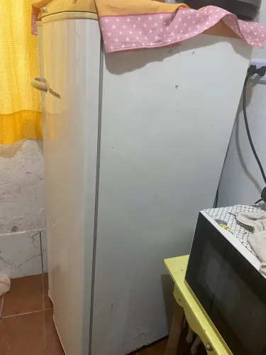 Vendo geladeira electrolux
