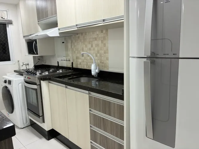 Apartamento 2 Quartos | 44,5 m² | Semi Mobiliado | Condomínio Clube no Pinheirinho
