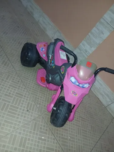 Moto elétrica bandeirantes