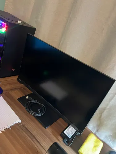 Monitor Samsung Odyssey G30 LS24BG300ELMZD 24" Full HD Va 144Hz FreeSync Preto