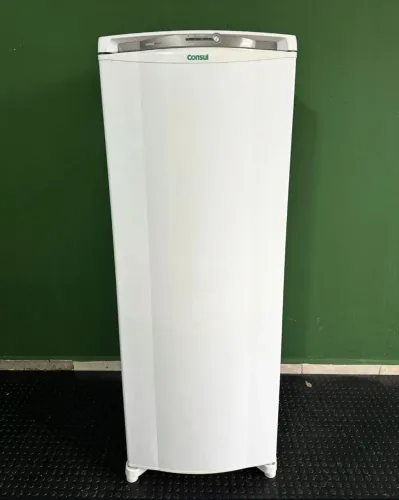 Vende -se essa geladeira Consul frst free 