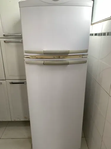 Geladeira Brastemp Frost Free Duplex 350L - Gelando Perfeitamente