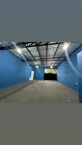 VENDO BARRACAO RECEM CONSTRUIDO