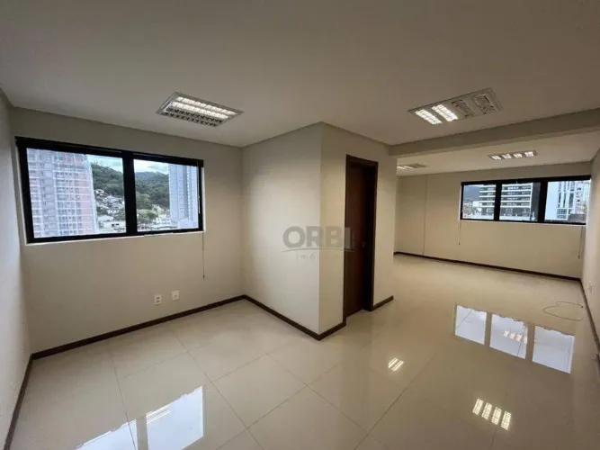 Sala para alugar, 40 m² por R$ 2.650,25/mês - Velha - Blumenau/SC