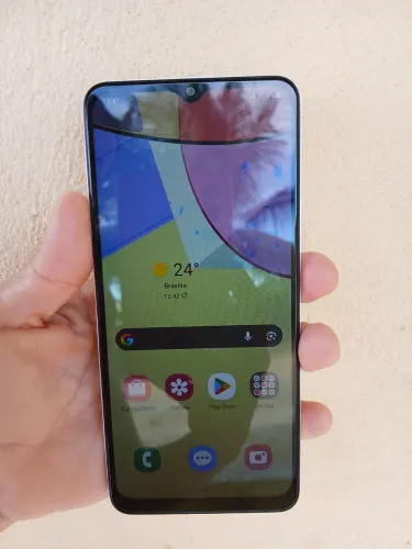 Samsung A12 64 gigas semi novo