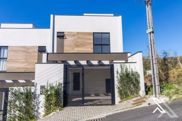 Casa com 3 dormitórios à venda, 190 m² por R$ 850.000,00 - Tribess - Blumenau/SC