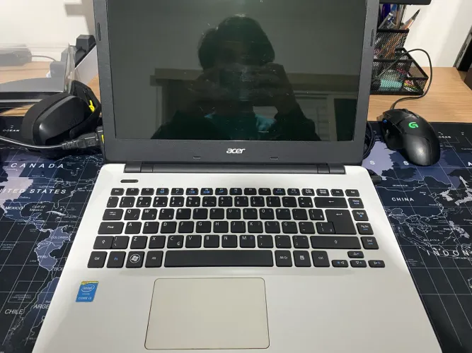 Notebook Acer i3 5º geração. SSD 120GB. Bateria nova.