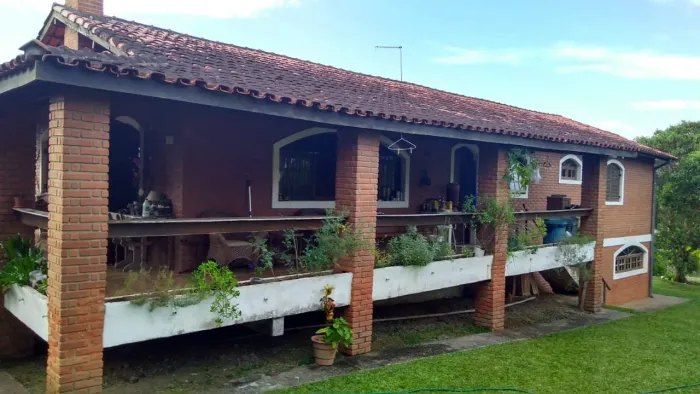 LINDA CHACARA EM PIRAPORA.