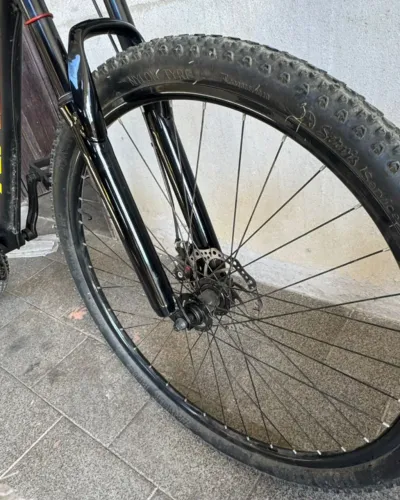 Bicicleta Aro 29 KRW Alumínio Shimano TZ 24 Vel Freio a Disco Ltx S40