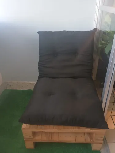 Sofá de Pallet com Futon NOVO