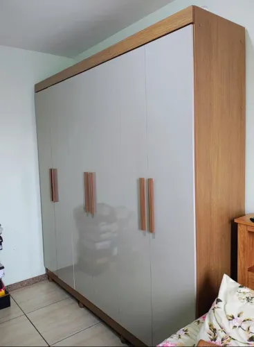 Guarda roupa casal 6 porta MDF D'oro novinho