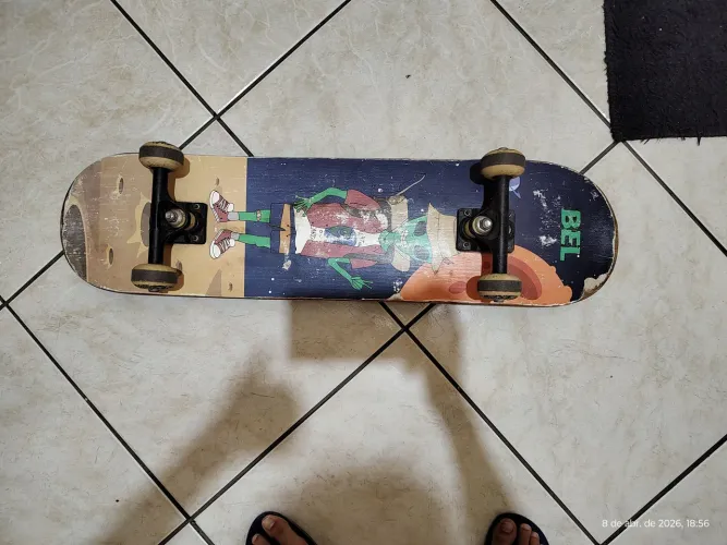 Skate semi-proficional 