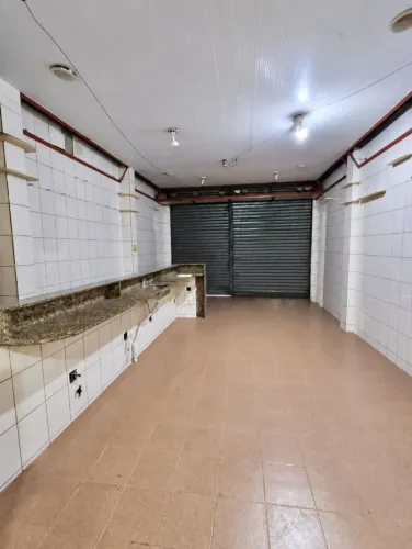 Loja Grande 130m2 - Austin