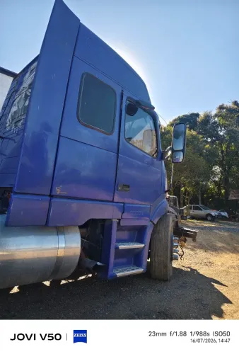 Volvo NH bicudo