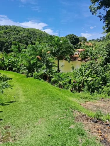 Sitio com linda area verde em Timbuí - Fundão - ES