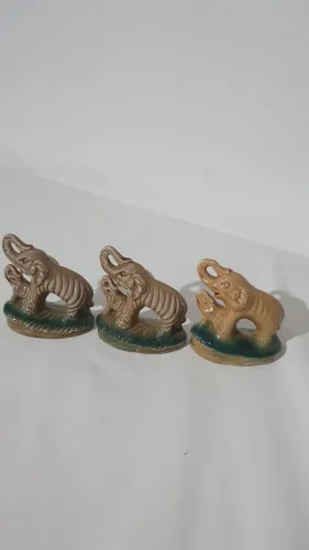 Lote de 3 bibelôs elefantes