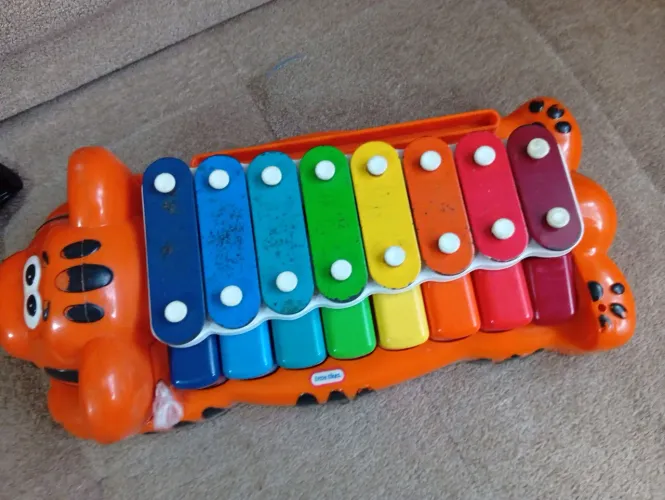 Pianinho retrô