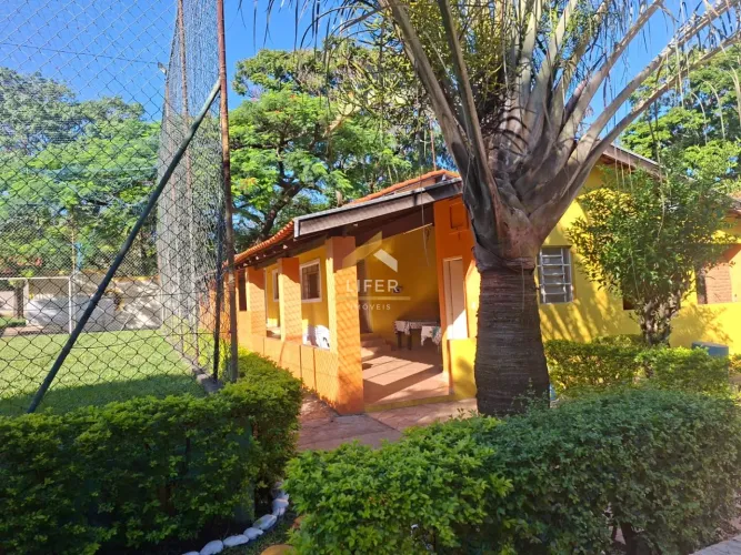 Linda Chácara à venda em Hortolândia