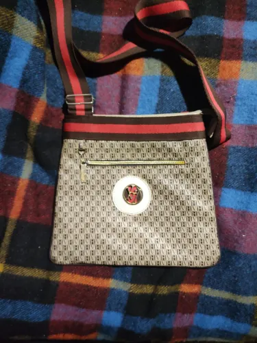 Bolsa Vitor Hugo