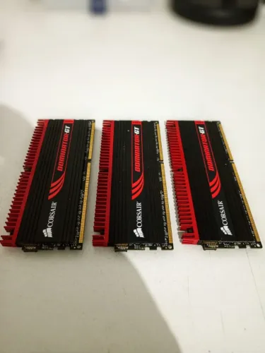 Memória Corsair Dominator GT (3x2GB DDR3 2000MHz CL8) - p/ entusiastas ou colecionadores