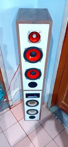 Caixa Sony torre não Amplificada 4 Subwoofer Médios Graves, 2 Tweeter nova,R$350, urg