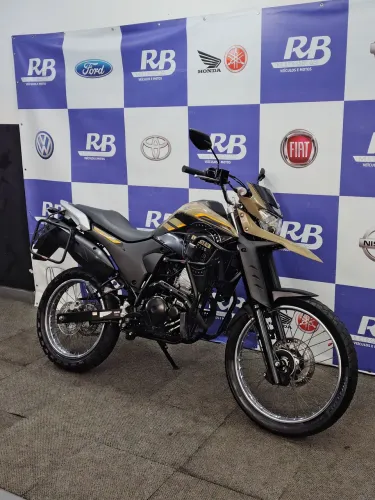 XTZ 250 Lander Flex 23 - Único dono