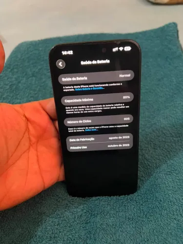 Vendo ou troco por outro iPhone inferior mais volta