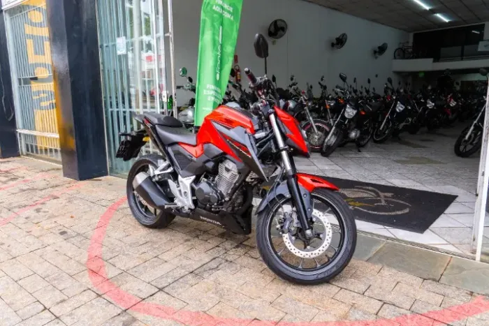 HONDA CB TWISTER 2023 REF:F95
