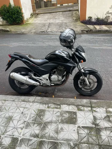 Cb 300 abs