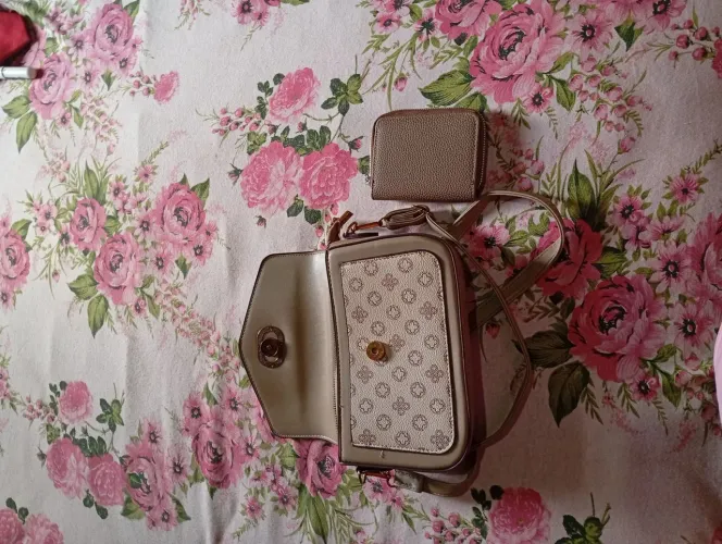 Estou vendendo essa bolsa feminina