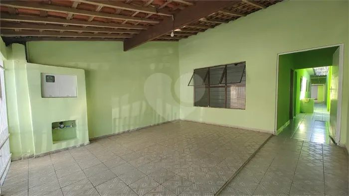 Casa á venda 2 Quartos no Parque Santos Dumont em Votorantim SP