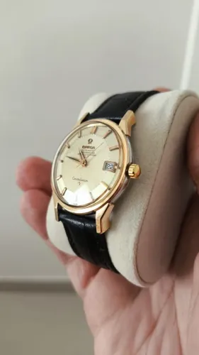 Relógio Omega Constellation Pie Pan em Ouro 18k Automático 