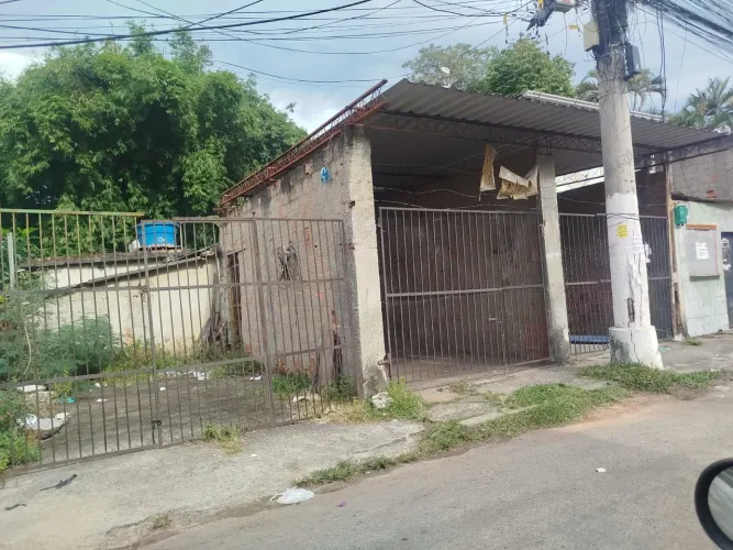 Terreno em Mesquita