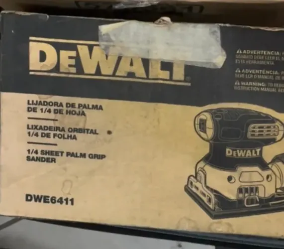 Lixadeira DeWalt - leia a descrição